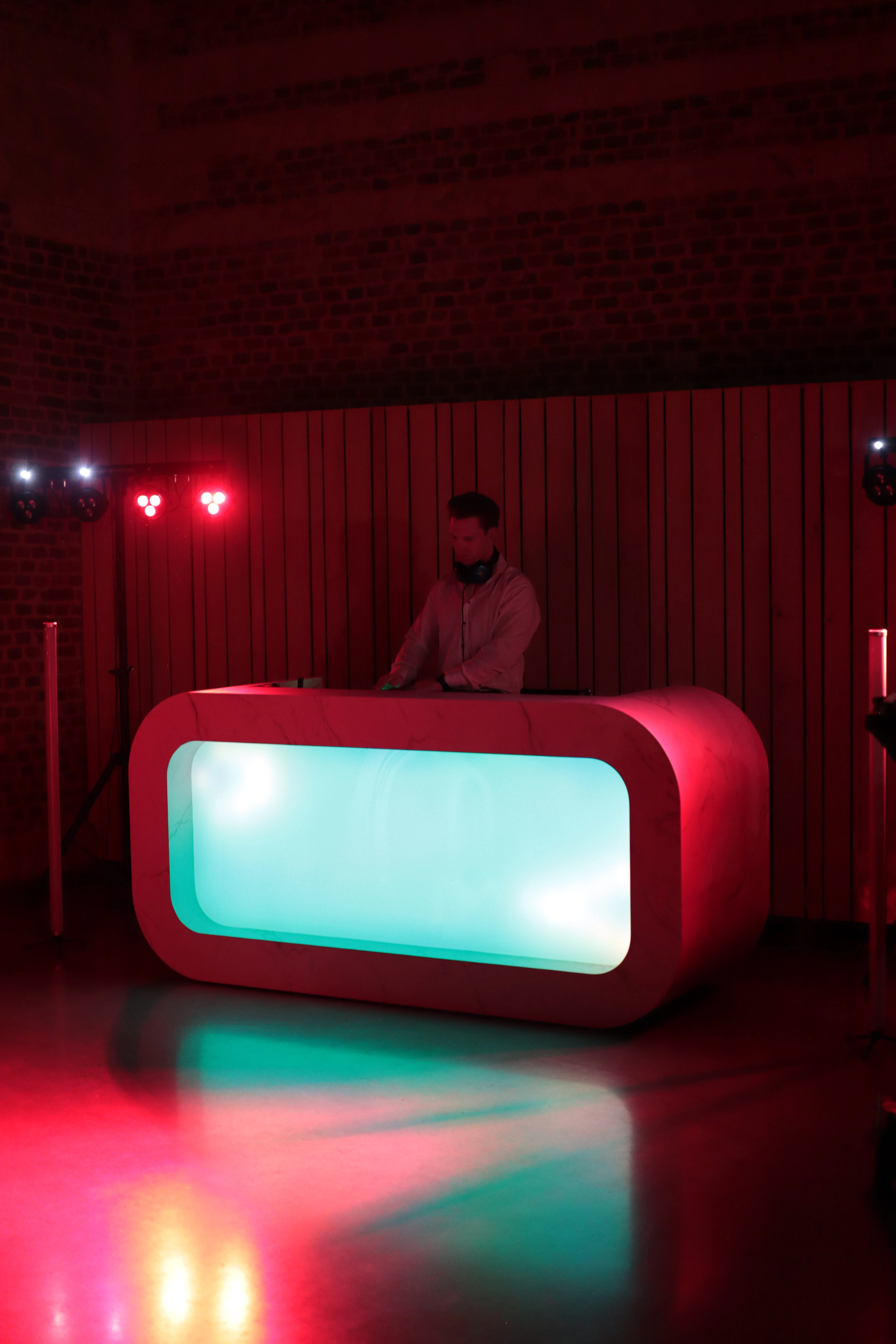 DeLight DJ Booth with full lighting rig